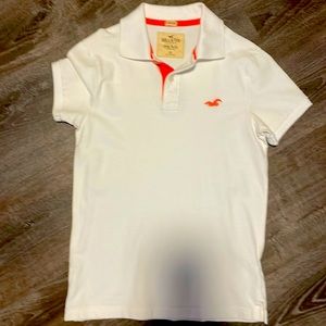 Hollister polo size XS. White/Salmon